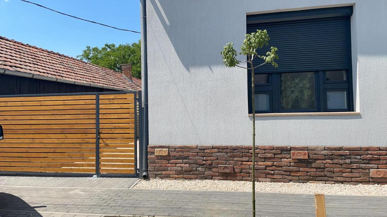 Ráday 4 Apartmanok - Namaste Hajduszoboszlo Exterior foto